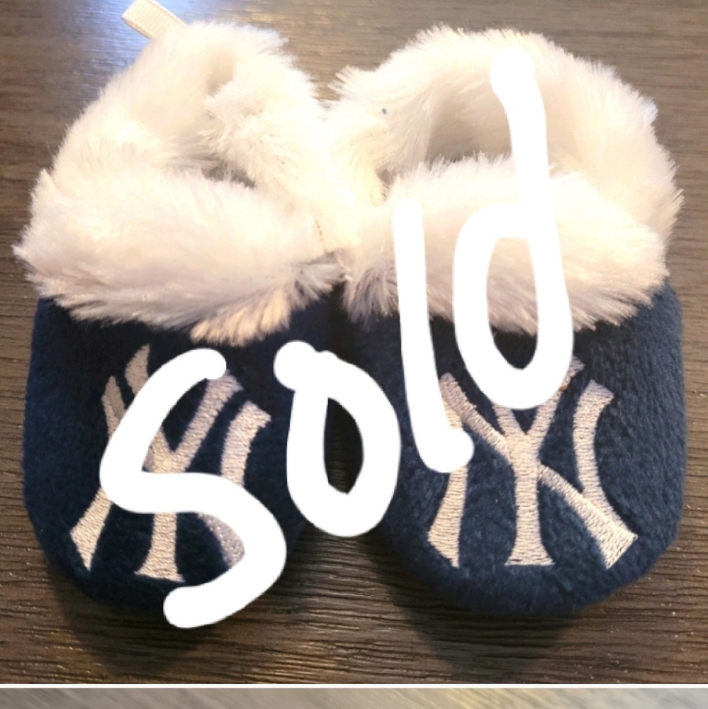 Baby Yankees Slippers